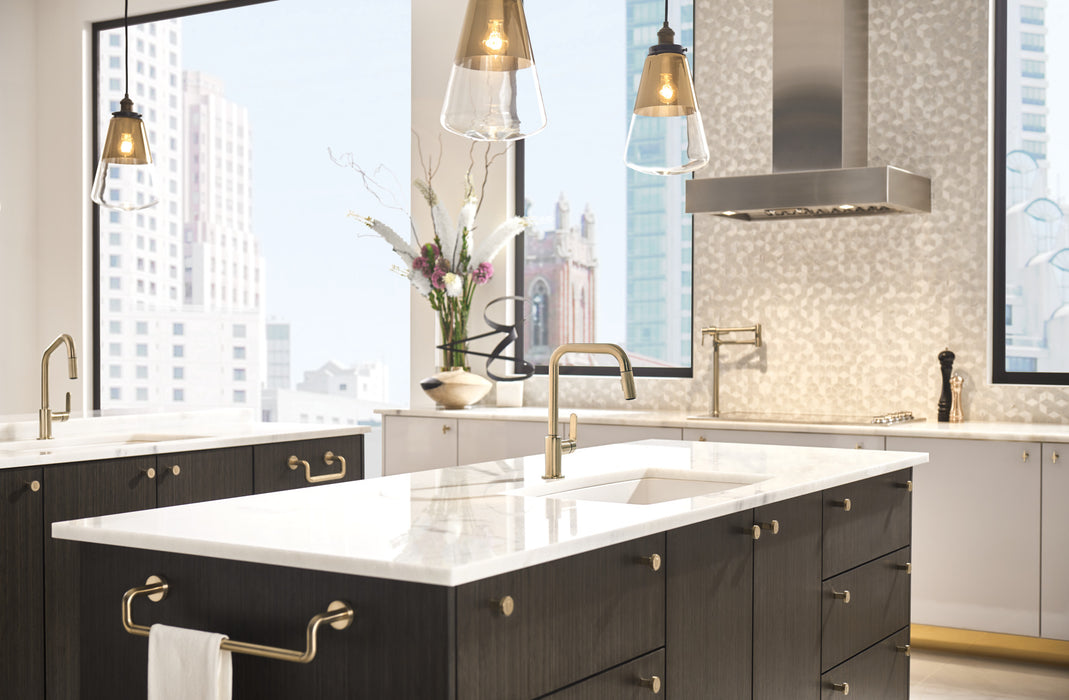 Brizo Litze:64054LF SmartTouch Pull-Down Kitchen Faucet with Square Spout and Industrial Handle