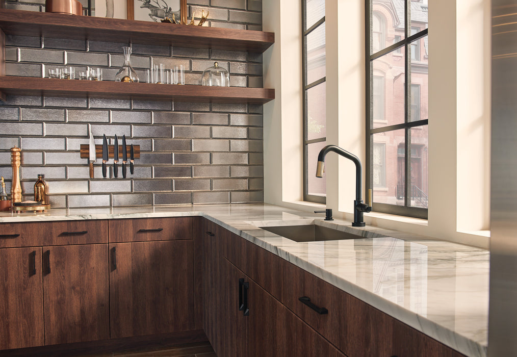 Brizo Litze: SmartTouch Pull-Down Faucet with Angled Spout and Knurled Handle