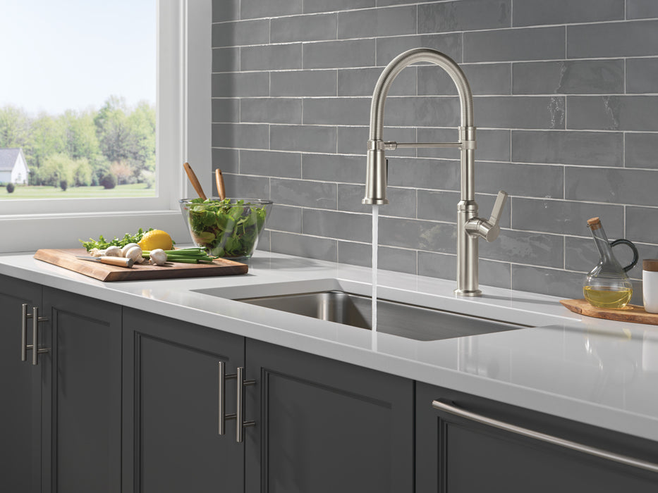 Delta Rhett 18829 Single Handle Pull-Down Kitchen Faucet With Spring Spout