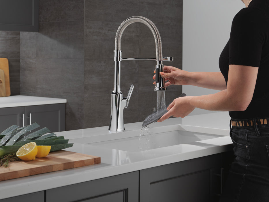 Delta Ermelo 18887 Single Handle Pull-Down Kitchen Faucet With Spring Spout