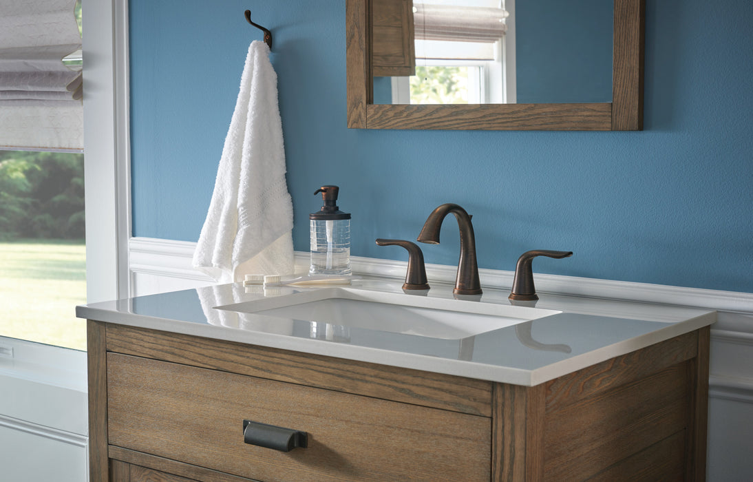 Delta 3538-MPU-DST Two Handle Widespread Bathroom Faucet