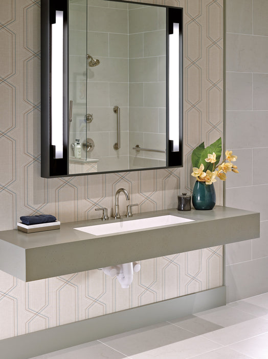 Delta Trinsic:3559 Two Handle Widespread Bathroom Faucet