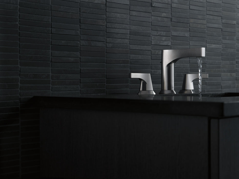 Delta Zura:3574 Two Handle Widespread Bathroom Faucet