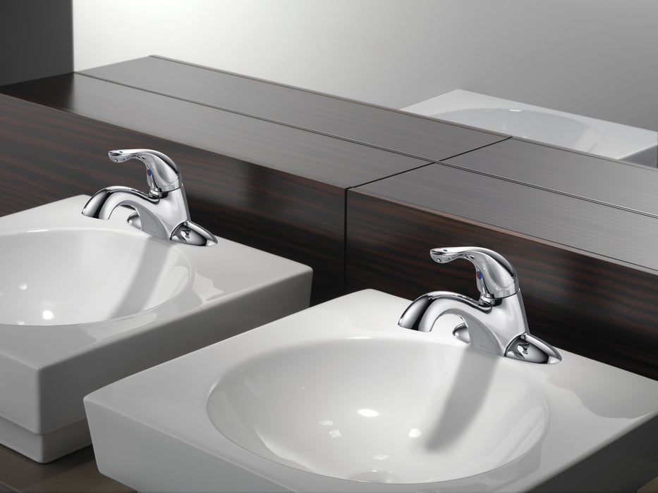 Delta Commercial HDF:523LF Single Handle Centerset Lavatory Faucet