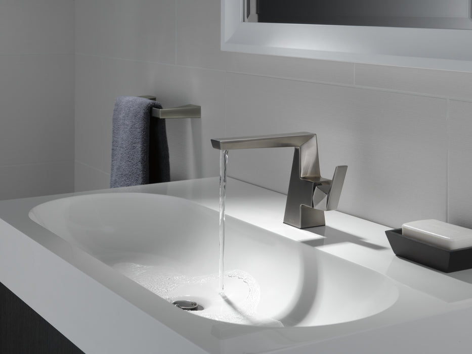 Delta Trillian 543 Single Handle Bathroom Faucet