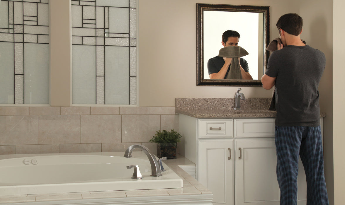 Delta Dryden:551 Single Handle Bathroom Faucet