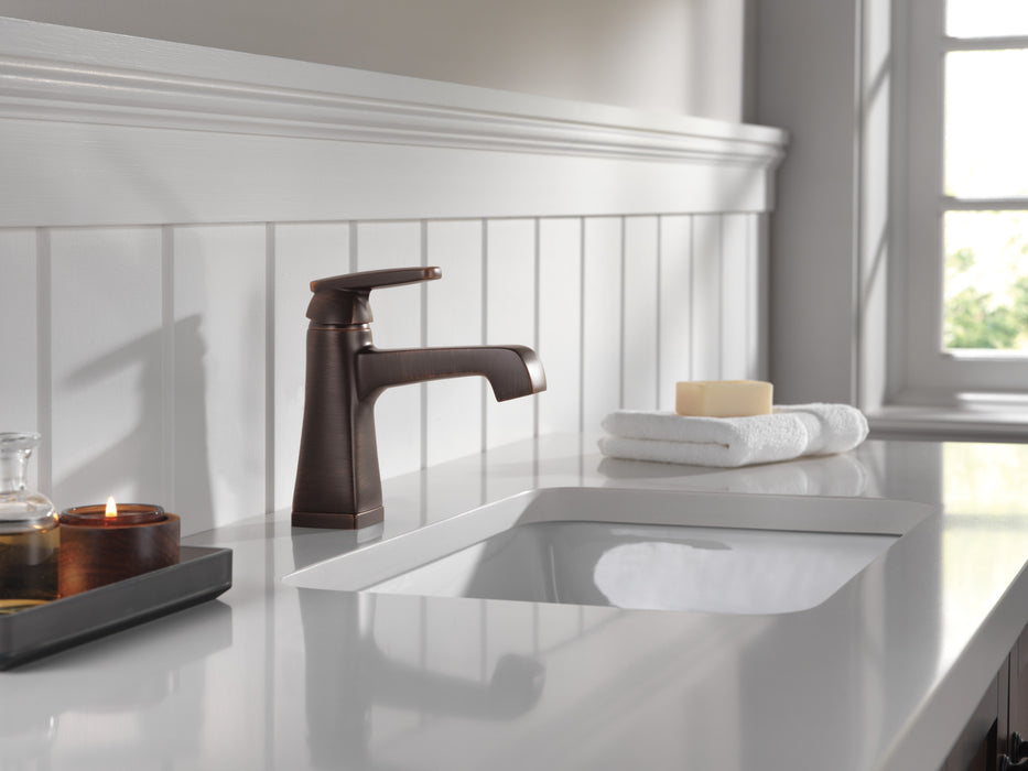 Delta Ashlyn:564 Single Handle Bathroom Faucet