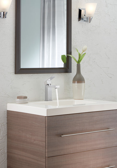 Delta Modern:567LF Single Handle Project Pack Faucet- Low Flow