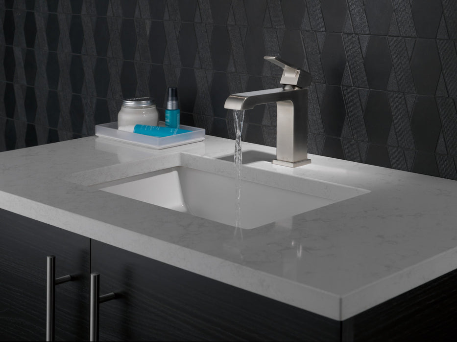 Delta Ara 567LF Single Handle Bathroom Faucet, stainless - view 3