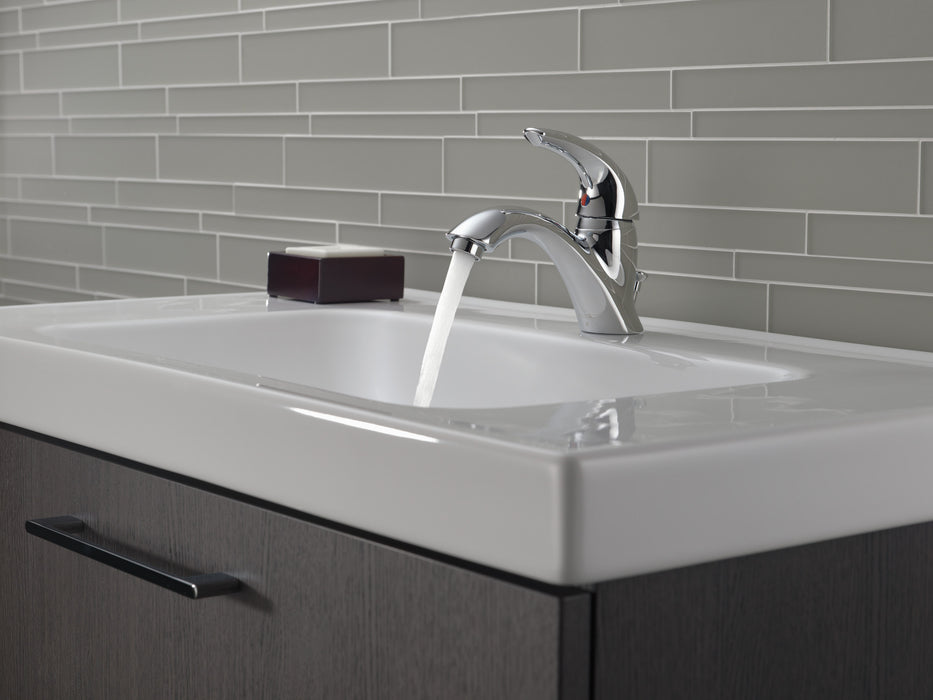 Delta Classic 583LF Single Handle Bathroom Faucet