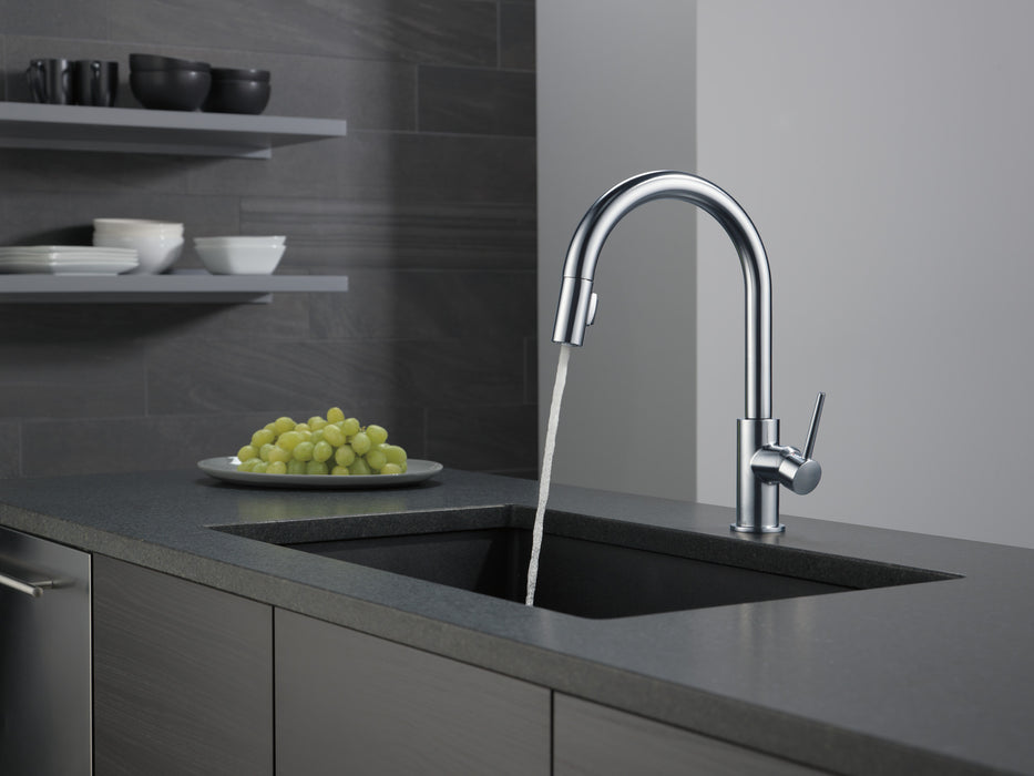 Delta Trinsic:9159 Single Handle Pull-Down Kitchen Faucet