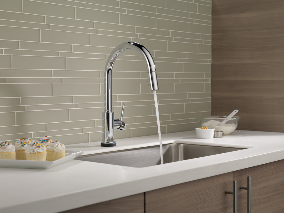 Delta Trinsic:9159T Single Handle Pull-Down Kitchen Faucet with Touch<sub>2</sub>O Technology