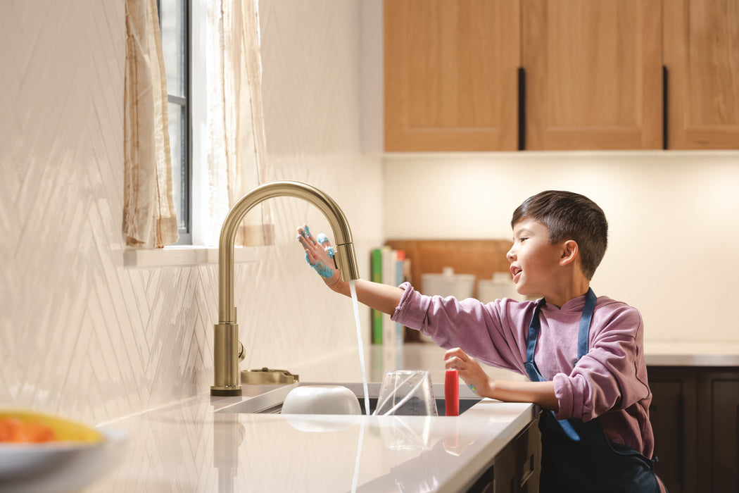 Delta Trinsic: VoiceIQ Kitchen Faucet with Touch2O with Touchless Technology