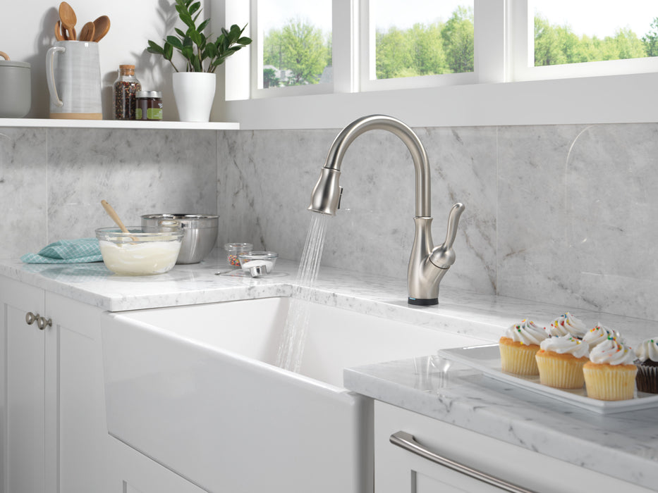 Delta Leland: VoiceIQ Kitchen Faucet with Touch2O with Touchless Technology