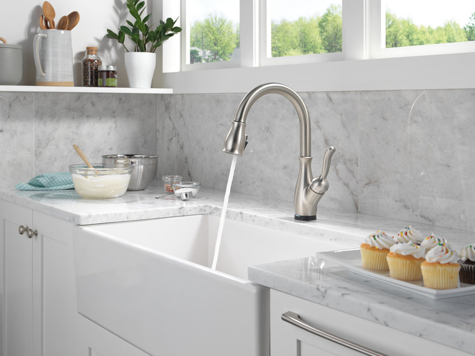 Delta Leland: VoiceIQ Kitchen Faucet with Touch2O with Touchless Technology