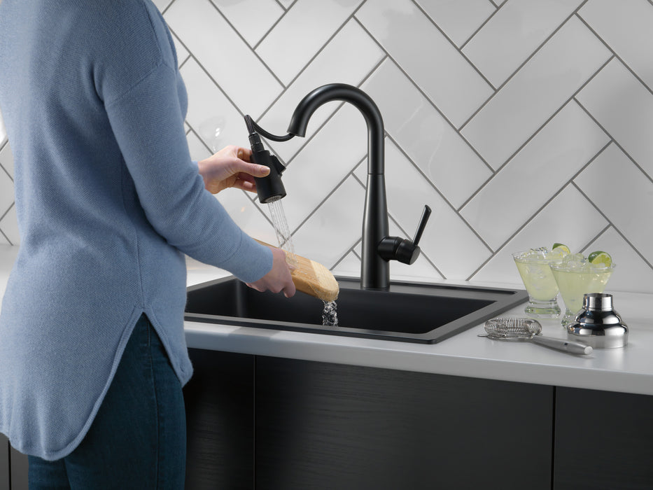 Delta Essa: Single Handle Pull-Down Bar / Prep Faucet