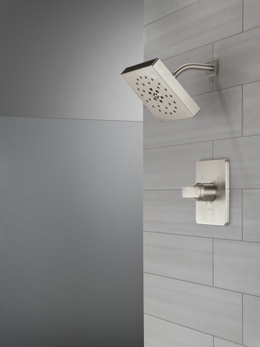 Delta Universal Showering Components 52484 H2Okinetic 4-Setting Shower Head with Ultrasoak