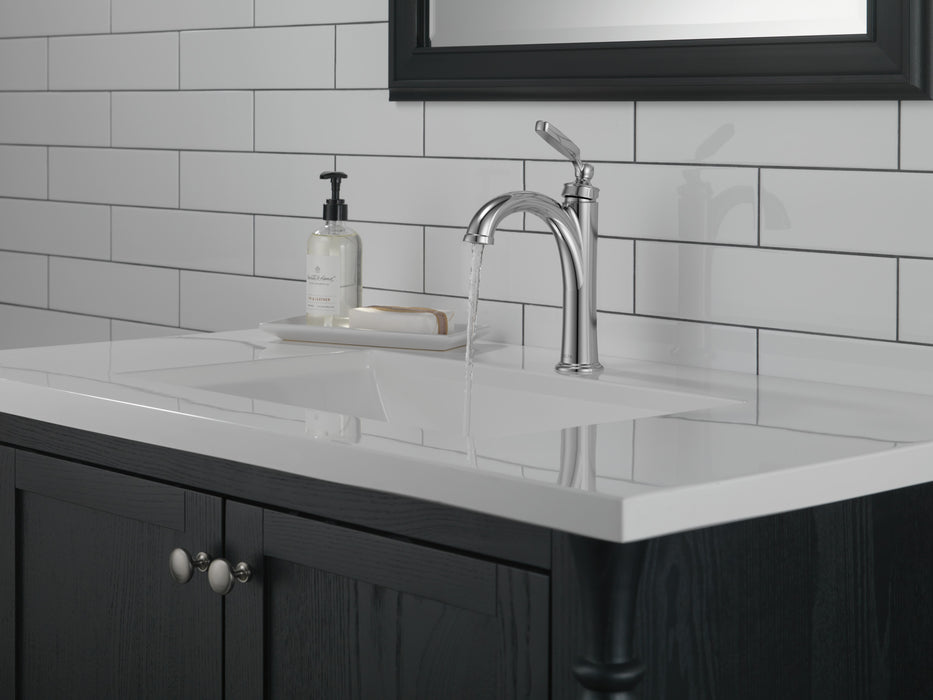 Delta Woodhurst 532 Single Handle Bathroom Faucet