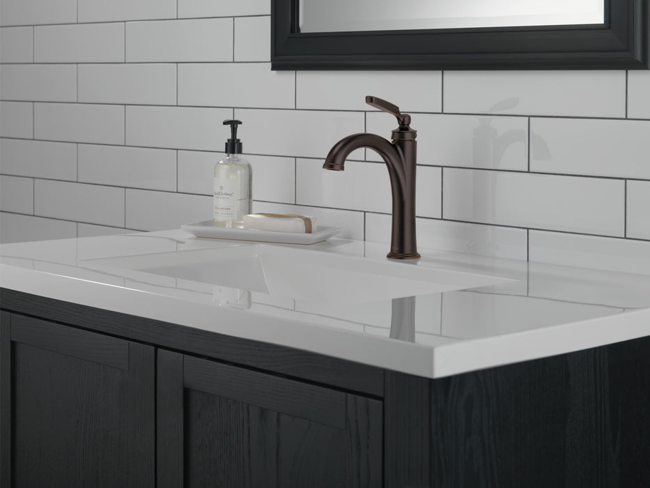 Delta Woodhurst 532 Single Handle Bathroom Faucet