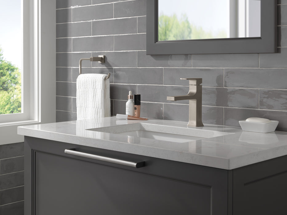 Delta Velum 537 Single Handle Bathroom Faucet