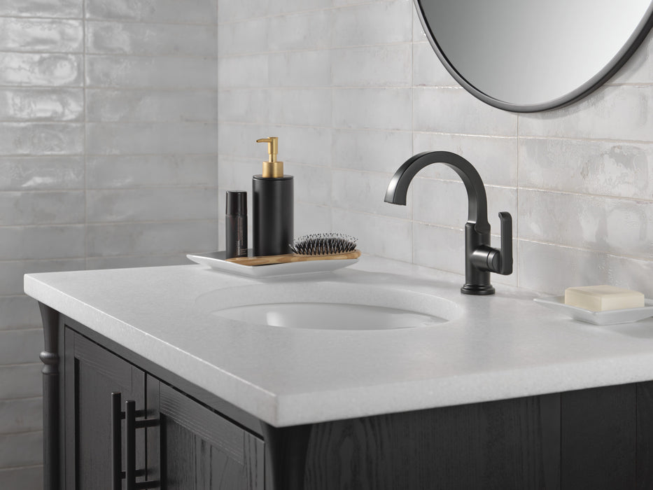 Delta Tetra 588SH Single Handle Bathroom Faucet