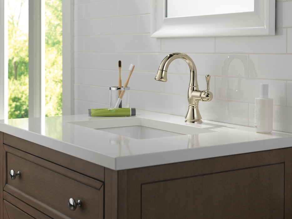 Delta Cassidy: Single Handle Pull Down Bathroom Faucet