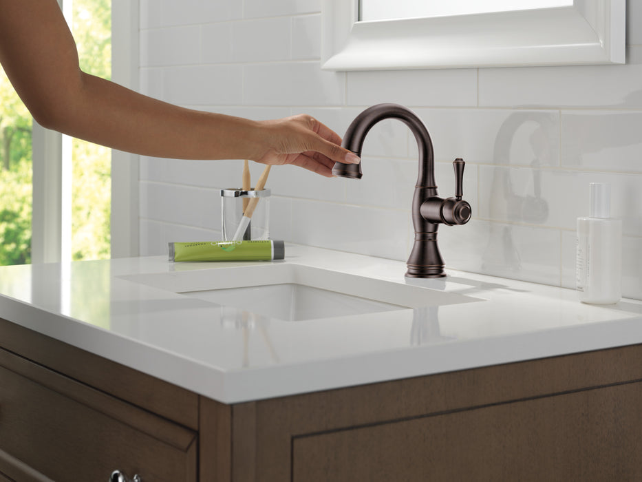 Delta Cassidy 597 Single Handle Pull Down Bathroom Faucet