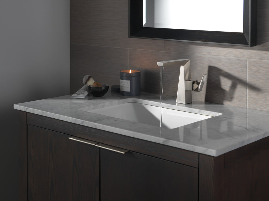 Delta Trillian: Single Handle Mid-Height Bathroom Faucet