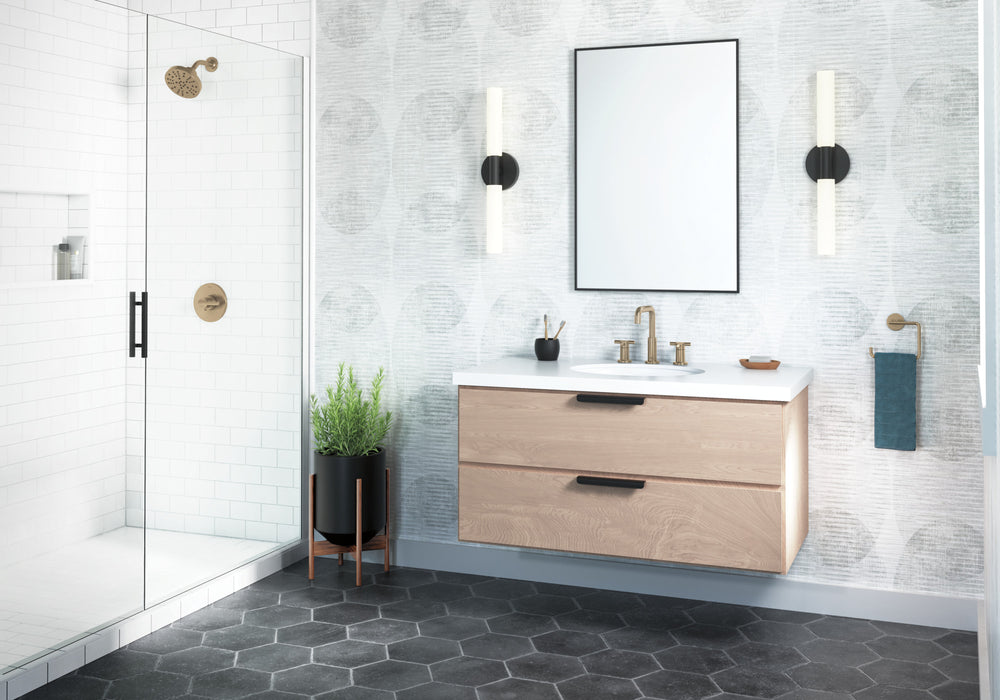Delta Trinsic: Towel Ring