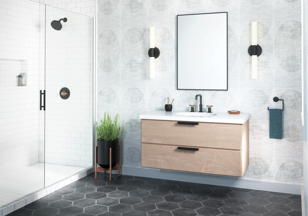 Delta Trinsic: Towel Ring