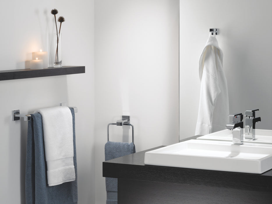 Delta Urban Arzo: Robe Hook