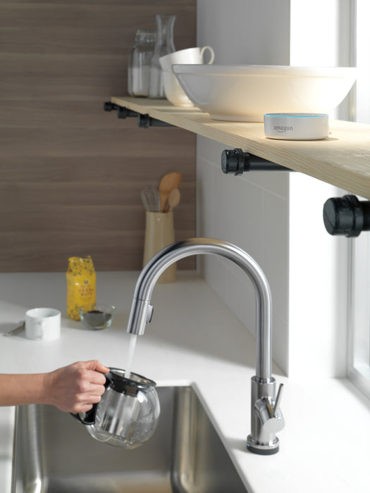 Delta Trinsic:9159TV VoiceIQ Single-Handle Pull-Down Kitchen Faucet with Touch<sub>2</sub>O Technology