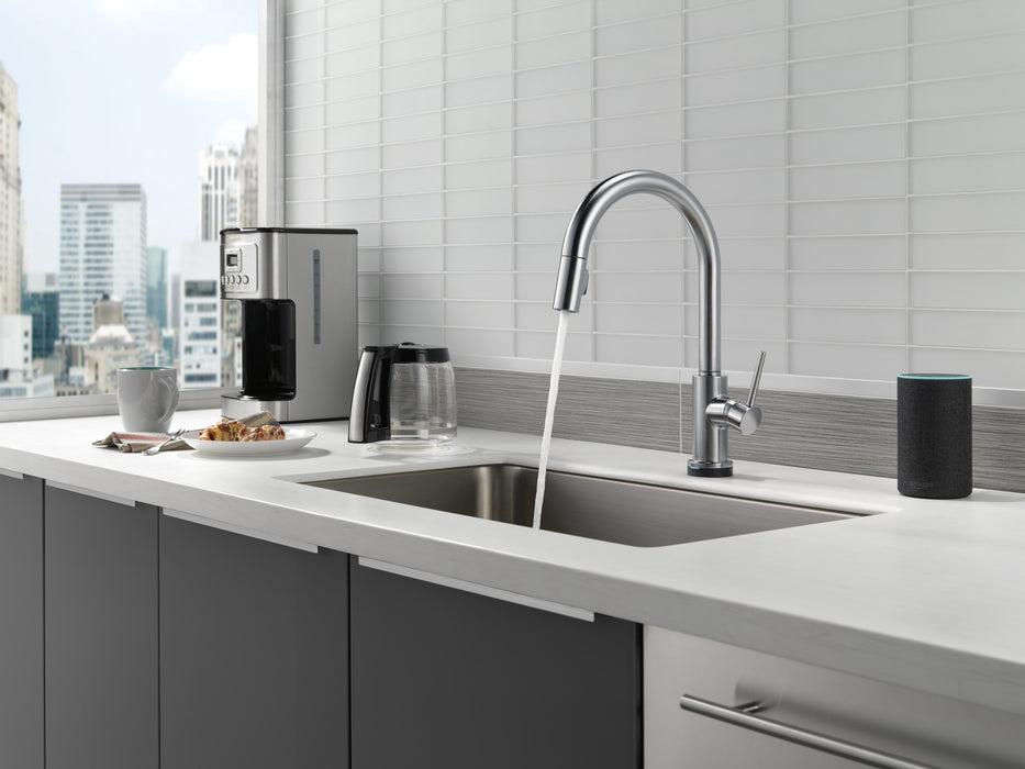 Delta Trinsic:9159TV VoiceIQ Single-Handle Pull-Down Kitchen Faucet with Touch<sub>2</sub>O Technology