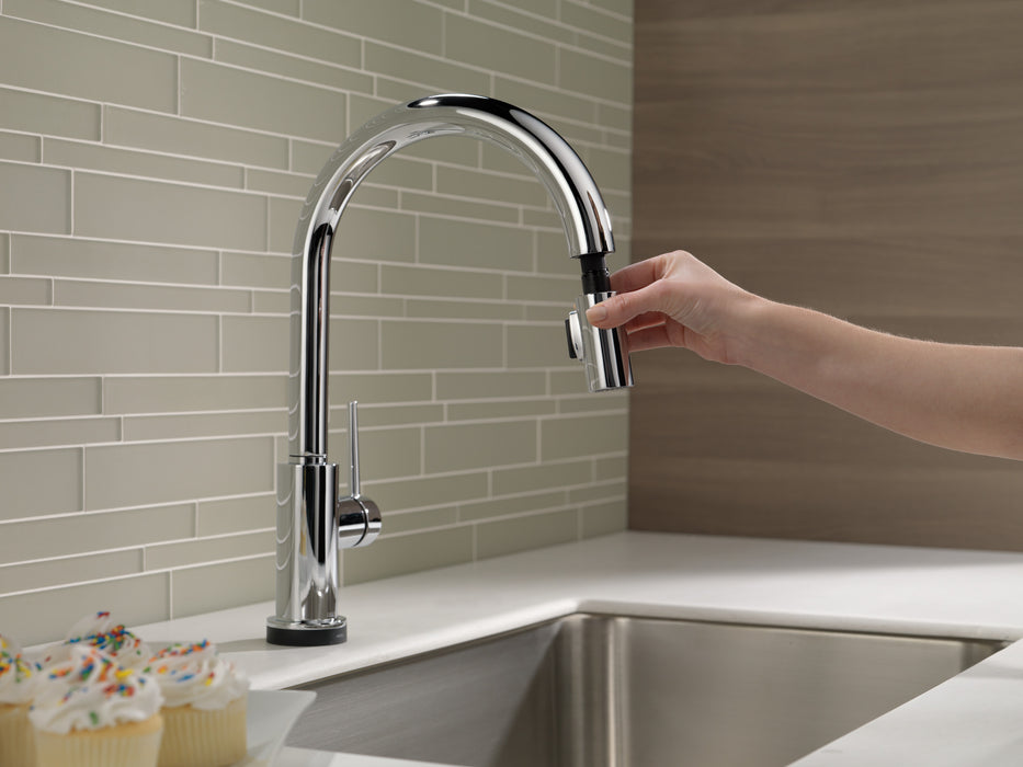 Delta Trinsic 9159TV VoiceIQ Single-Handle Pull-Down Kitchen Faucet with TouchTouch 2O Technology
