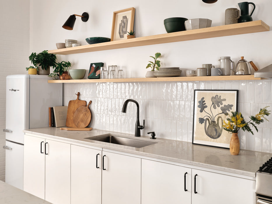 Delta Stryke: Single Handle Pull Down Kitchen Faucet