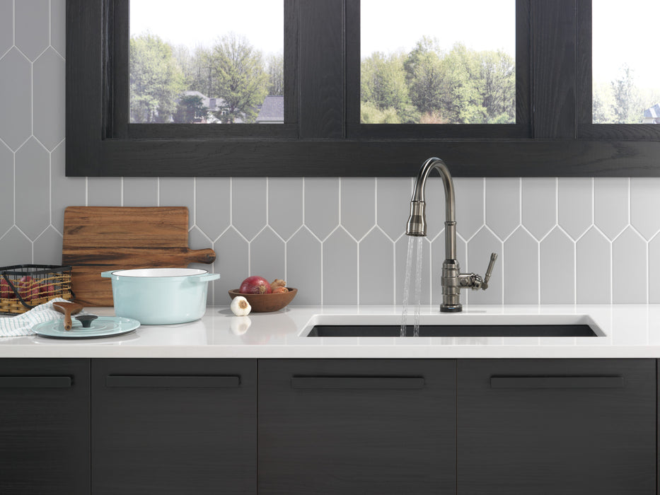 Delta Broderick 9190T Single Handle Pull-Down Kitchen Faucet With TouchTouch 2O Technology