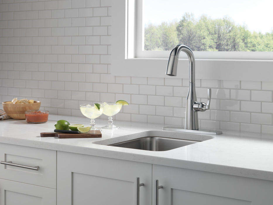 Delta Stryke: Single Handle Pull-Down Bar/Prep Faucet