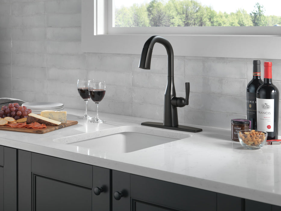 Delta Stryke: Single Handle Pull-Down Bar/Prep Faucet