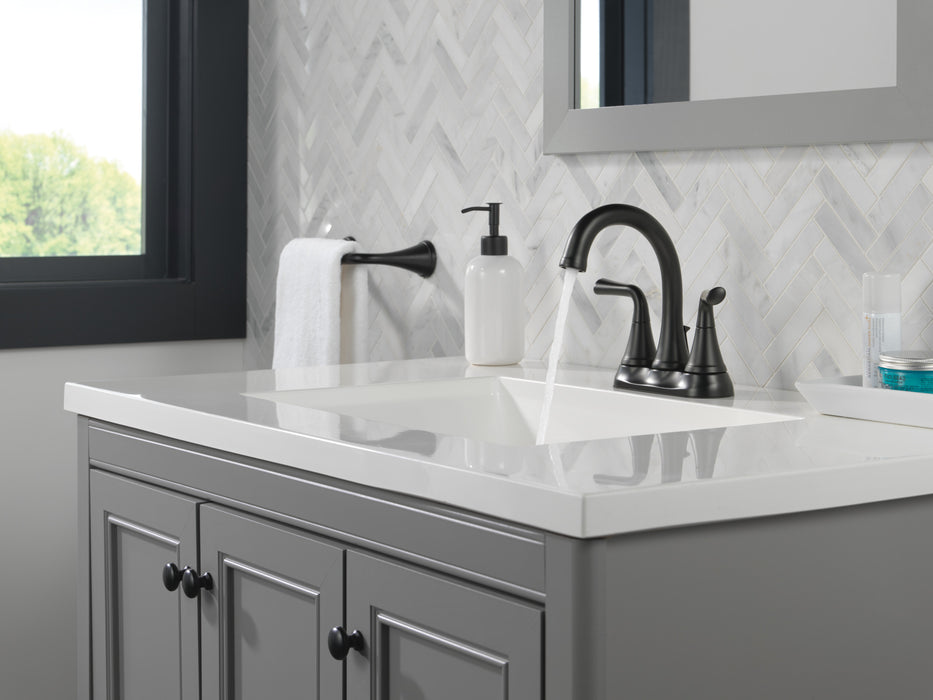 Delta Kayra: Towel Bar
