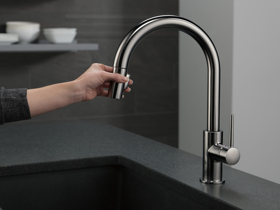Delta Trinsic 9159 Single Handle Pull-Down Kitchen Limited Swivel