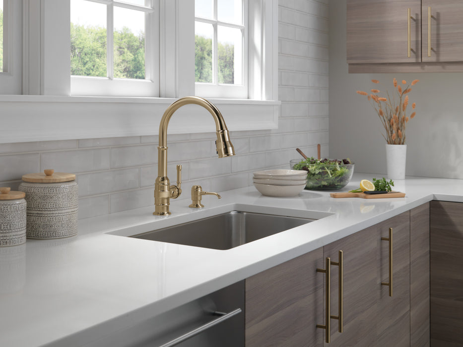 Delta Broderick: Single Handle Pull-Down Kitchen Faucet