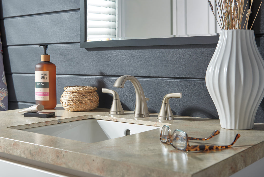Peerless Parkwood P3535LF Two Handle Widespread Lavatory Faucet