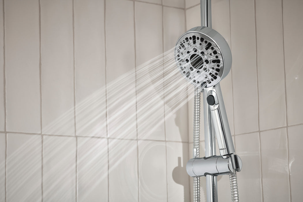 Peerless Precept P62447 Slide bar with hand shower