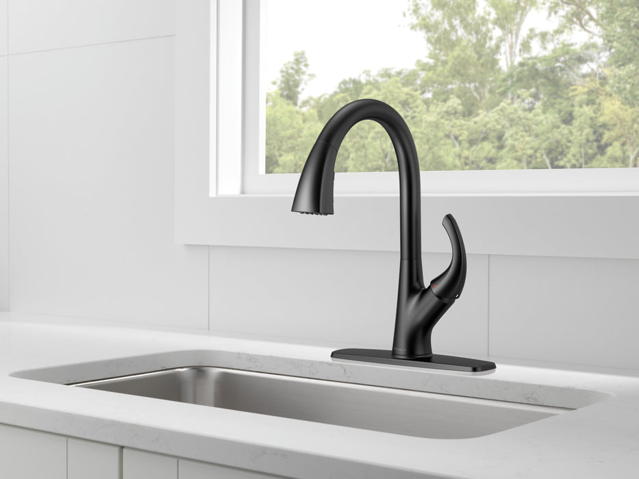 Peerless Parkwood P7935LF Single Handle Pulldown Kitchen Faucet