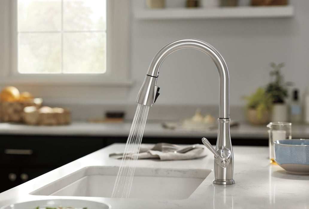 Peerless Elmhurst P7965LF Single-Handle Pull-Down Kitchen Faucet