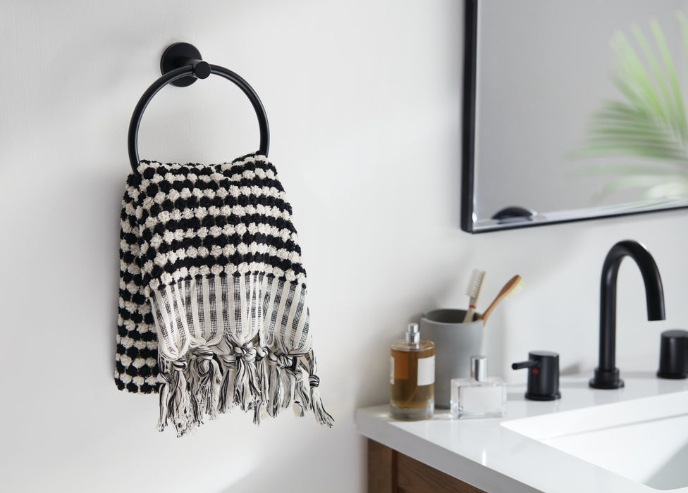 Peerless Precept PA347 Towel ring
