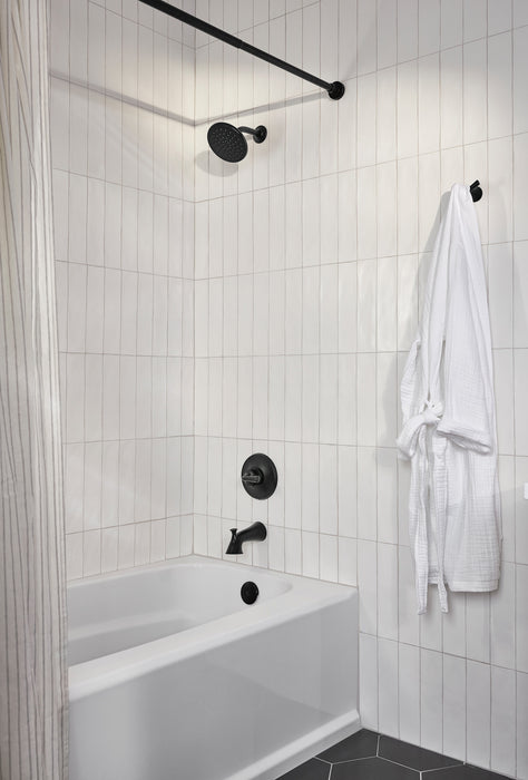 Delta Kayra™: Monitor 14 Series Tub & Shower Trim