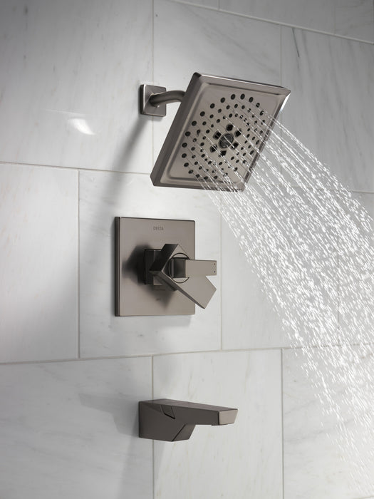 Delta Trillian: 17 Series H2Okinetic Tub Shower Trim