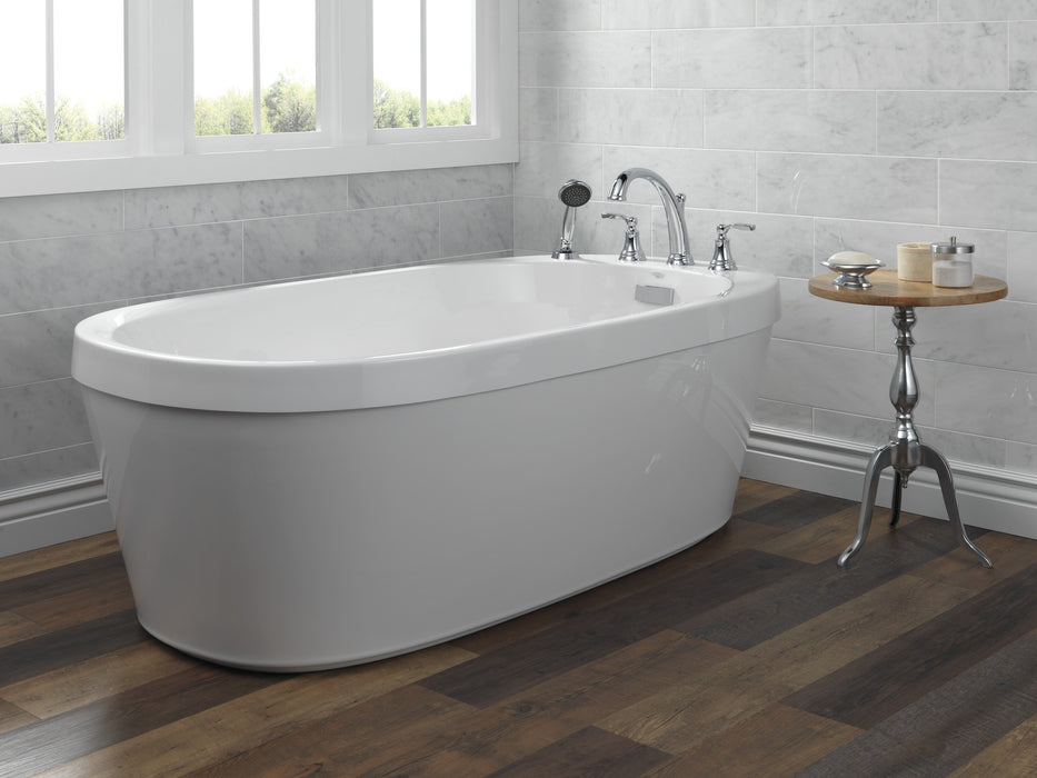 Delta Woodhurst: Roman Tub with Handshower Trim