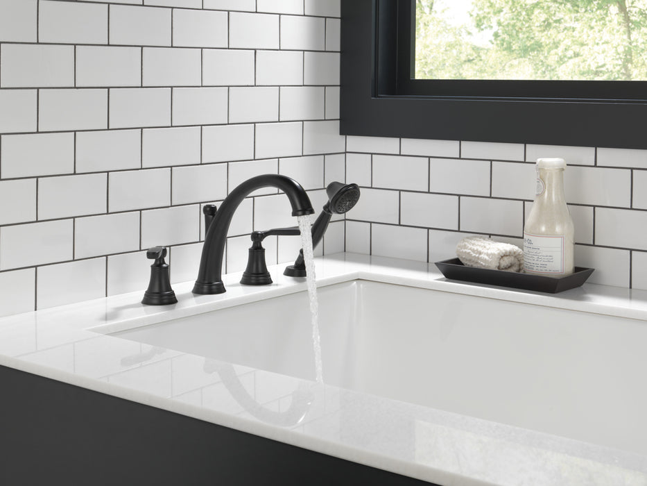 Delta Woodhurst: Roman Tub with Handshower Trim